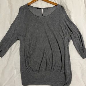 Kenzie grey sweater size Lg